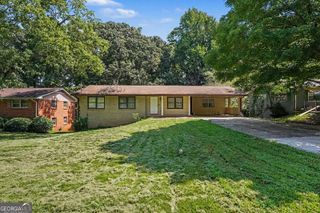 6982 Knollwood Drive, Morrow, GA 30260