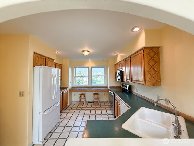 334 Omak River Road, Omak, WA 98841