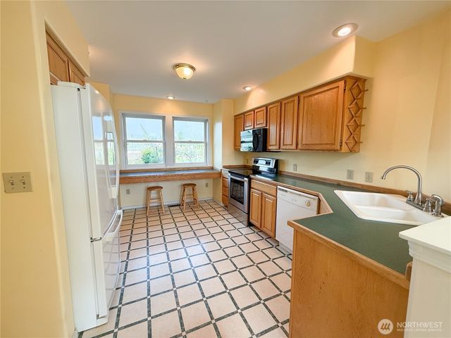 334 Omak River Road, Omak, WA 98841