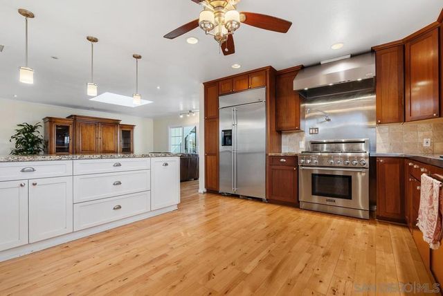 4282 Middlesex Drive, San Diego, CA 92116