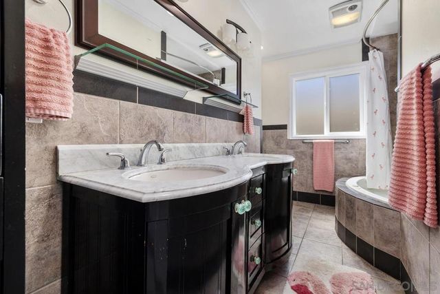 4282 Middlesex Drive, San Diego, CA 92116