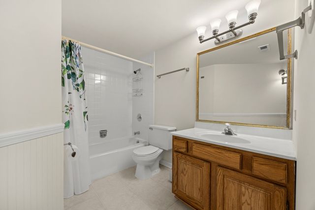 6413 Oak Forest Avenue 1S, Tinley Park, IL 60477