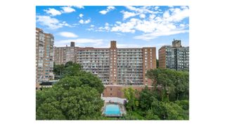 2575 PALISADE Avenue # 2G, New York City, NY 10463
