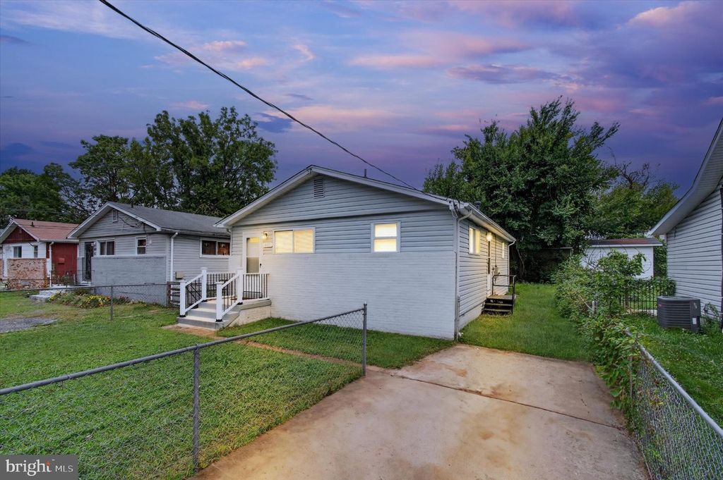 405 BIRCHLEAF AVE, Capitol Heights, MD 20743