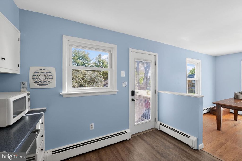 Image 14 of property listing at 10386 GORMAN RD, Laurel, MD 20723