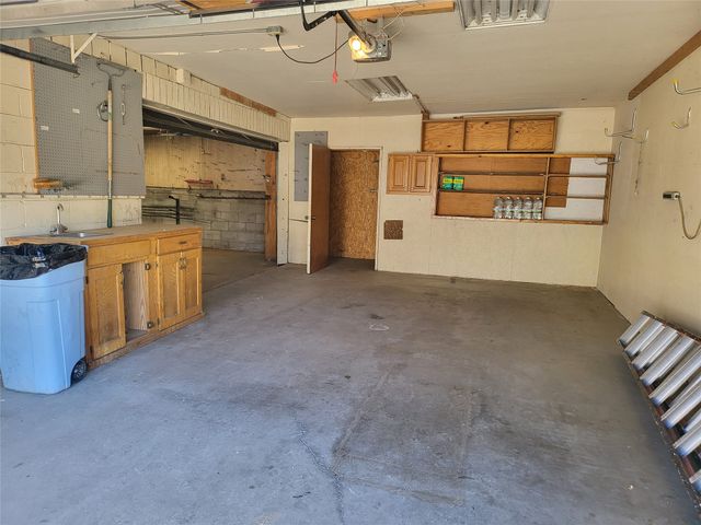 8 County Road 006, Espanola, NM 87532