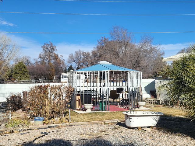 8 County Road 006, Espanola, NM 87532