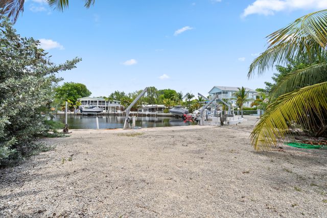 778 Canal Street, Key Largo, FL 33037