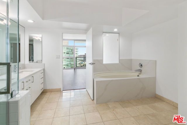 13700 MARINA POINTE Drive 1631, Marina Del Rey, CA 90292