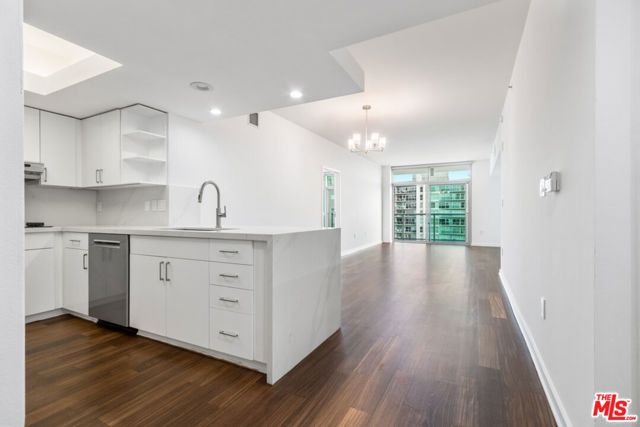 13700 MARINA POINTE Drive 1631, Marina Del Rey, CA 90292