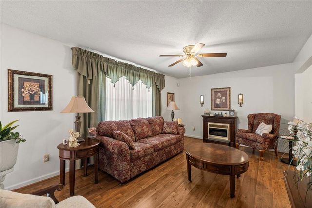 157 Pine Street, Ringgold, GA 30736