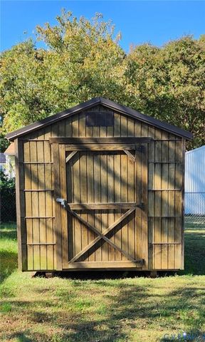 376 Libby Ave, Hopewell, VA 23860