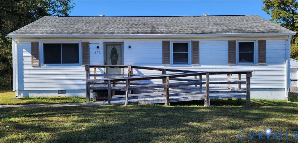 376 Libby Ave, Hopewell, VA 23860