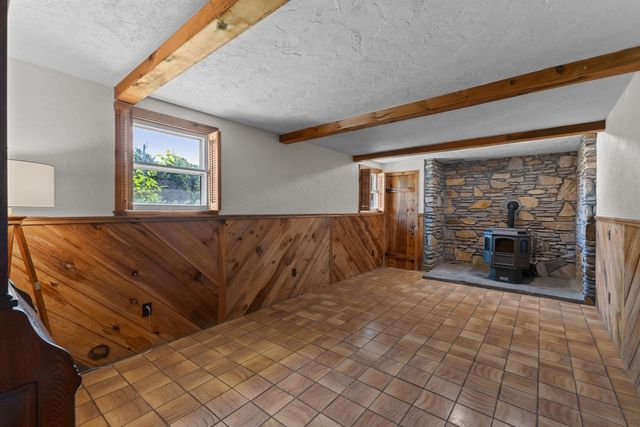106 Woodland Street, West Boylston, MA 01583