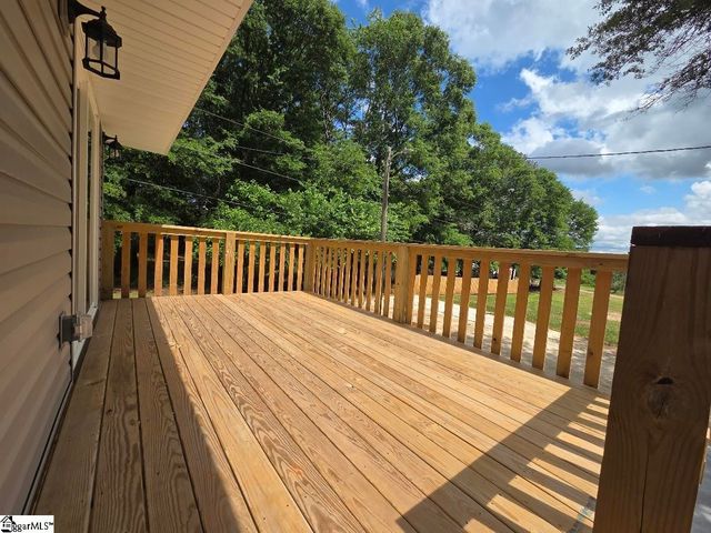 3625 Dobbins Bridge Road, Anderson, SC 29626