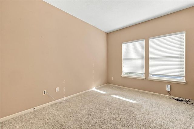 4957 S Park Ridge Drive, Independence, MO 64015