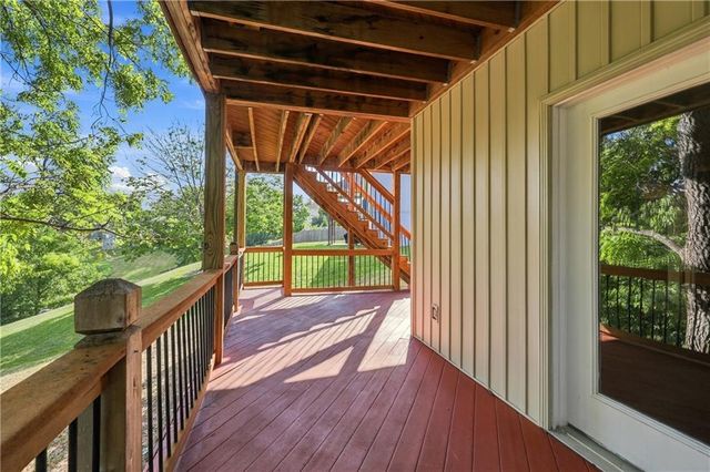 4957 S Park Ridge Drive, Independence, MO 64015