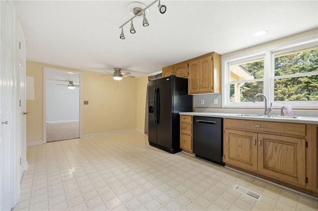 2542 Ball Ground Highway, Canton, GA 30114