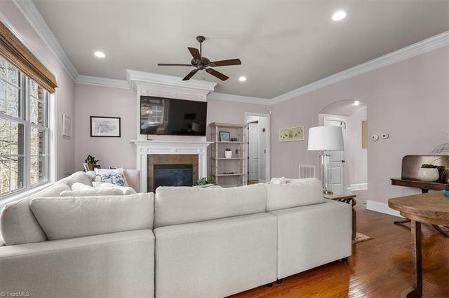 6324 Autumn Crest Court, Summerfield, NC 27358