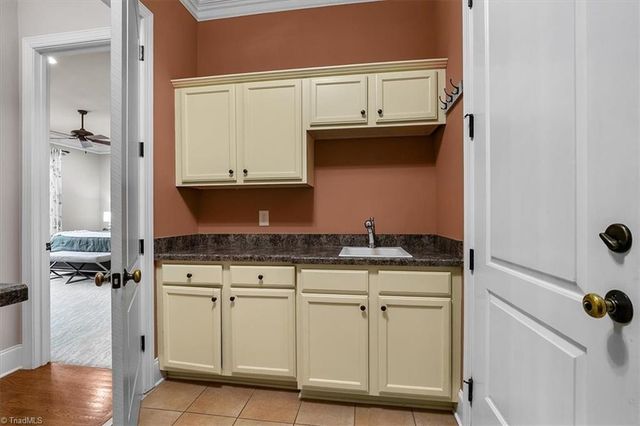 6324 Autumn Crest Court, Summerfield, NC 27358