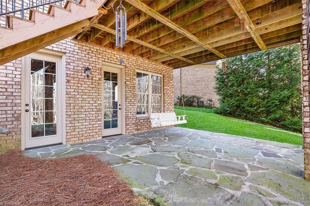 6324 Autumn Crest Court, Summerfield, NC 27358