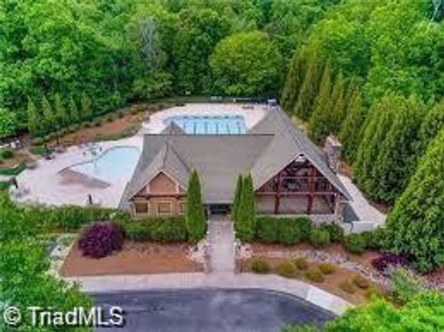 6324 Autumn Crest Court, Summerfield, NC 27358