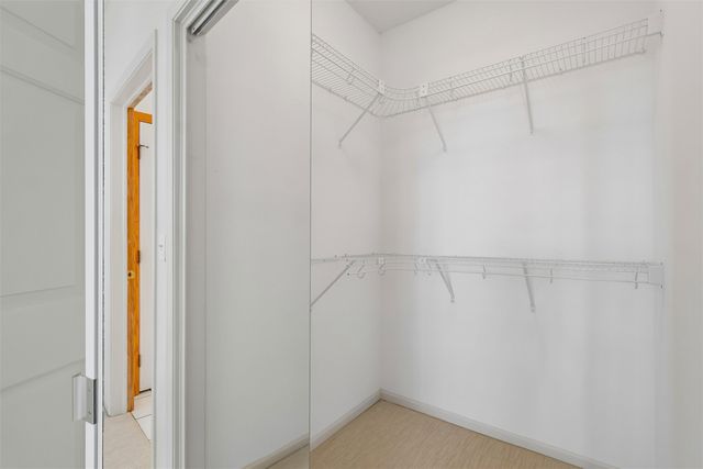 1725 S 50th Street 802, West Des Moines, IA 50265