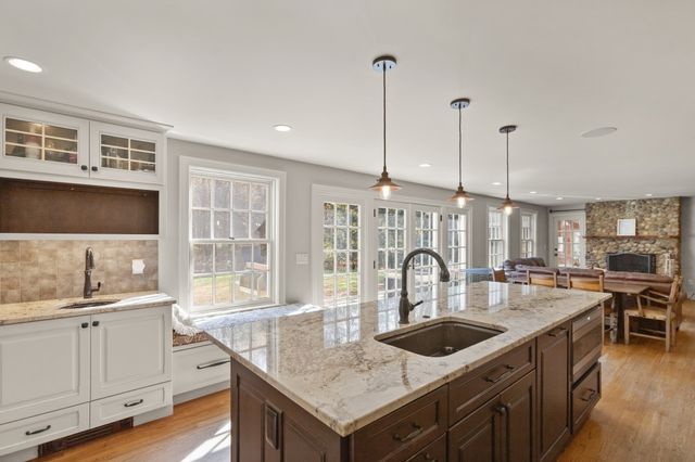 11 Pearl, Boxford, MA 01921