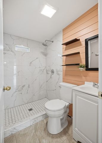 107 E Ward St, Centerville, TN 37033