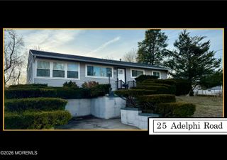 25 Adelphi Road, Toms River, NJ 08757