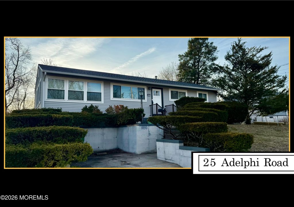 25 Adelphi Road, Toms River, NJ 08757