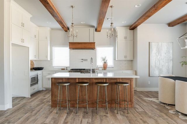 499 Old Farm Road, Edmond, OK 73034