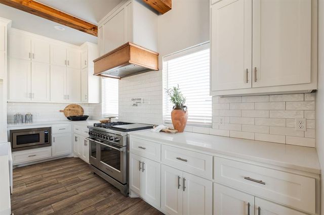 499 Old Farm Road, Edmond, OK 73034