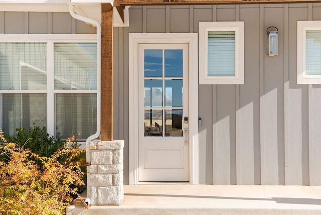 499 Old Farm Road, Edmond, OK 73034