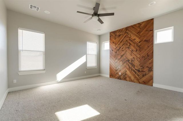 499 Old Farm Road, Edmond, OK 73034