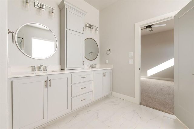 499 Old Farm Road, Edmond, OK 73034