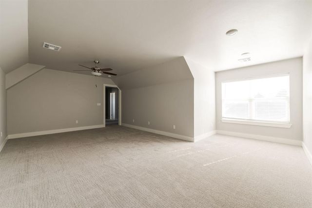 499 Old Farm Road, Edmond, OK 73034