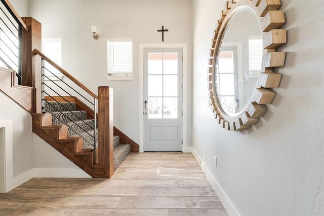 499 Old Farm Road, Edmond, OK 73034