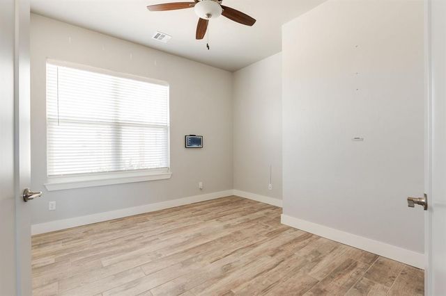 499 Old Farm Road, Edmond, OK 73034