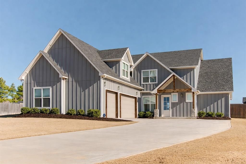 499 Old Farm Road, Edmond, OK 73034