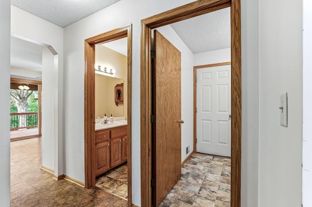 3043 Walter Street, Maplewood, MN 55109