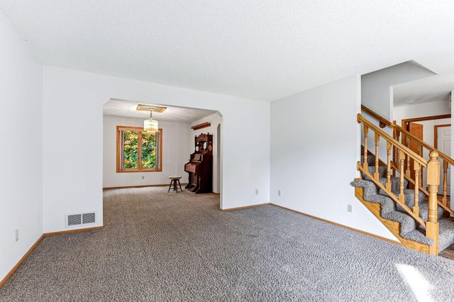 3043 Walter Street, Maplewood, MN 55109
