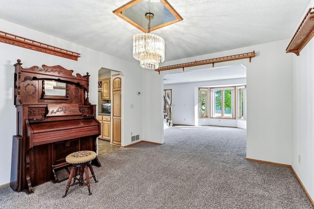 3043 Walter Street, Maplewood, MN 55109