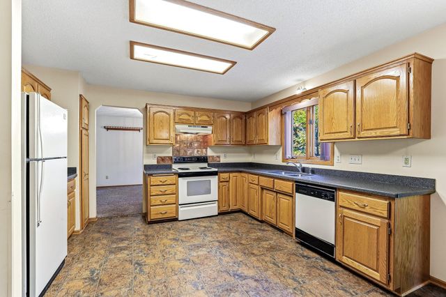 3043 Walter Street, Maplewood, MN 55109