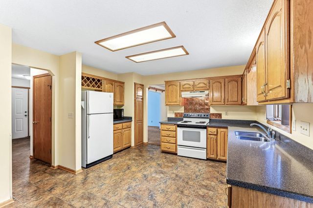3043 Walter Street, Maplewood, MN 55109