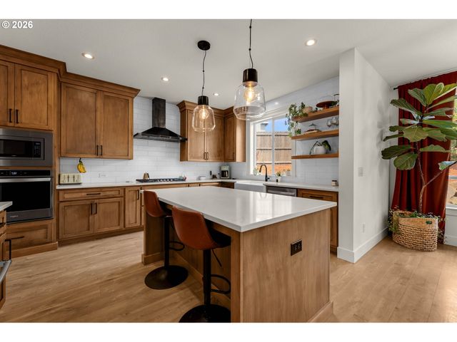 1160 S FIELDCREST Dr, Ridgefield, WA 98642