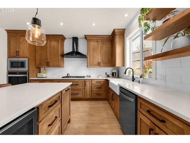 1160 S FIELDCREST Dr, Ridgefield, WA 98642