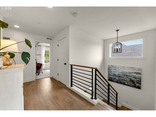 1160 S FIELDCREST Dr, Ridgefield, WA 98642