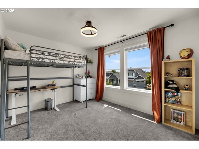 1160 S FIELDCREST Dr, Ridgefield, WA 98642