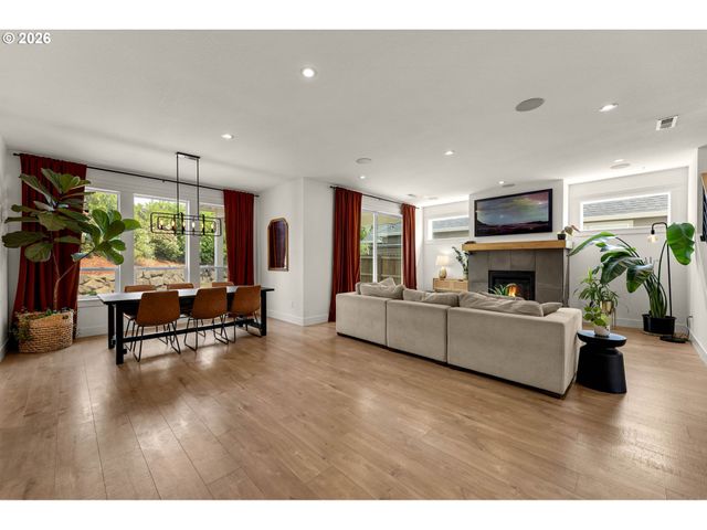 1160 S FIELDCREST Dr, Ridgefield, WA 98642